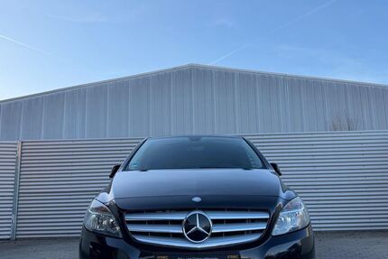 Mercedes-Benz B 180 153.899 km 7.199 &euro; Oberkotzau 95145
