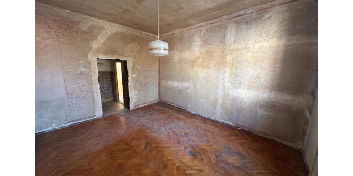 Mehrfamilienhaus, Wohnhaus Naila - 12 Zimmer, 557 m&sup2;, 149.950&euro; | Angebot:19557101