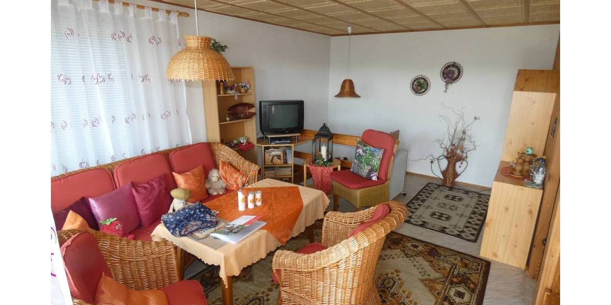 Mehrfamilienhaus, Wohnhaus Schleiz - 3 Zimmer, 45 m&sup2;, 39.000&euro; | Angebot:25796098