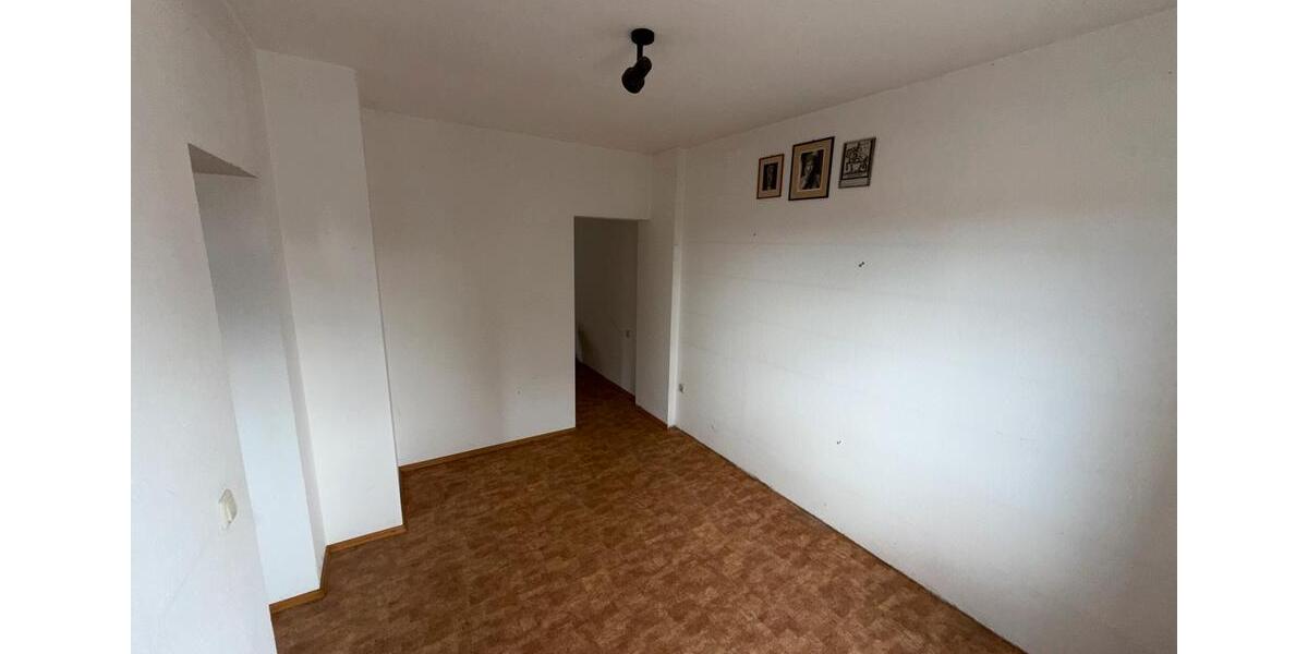 Reihenhaus Rosenthal am Rennsteig - 7 Zimmer, 130 m&sup2;, 259.000&euro; | Angebot:26830340