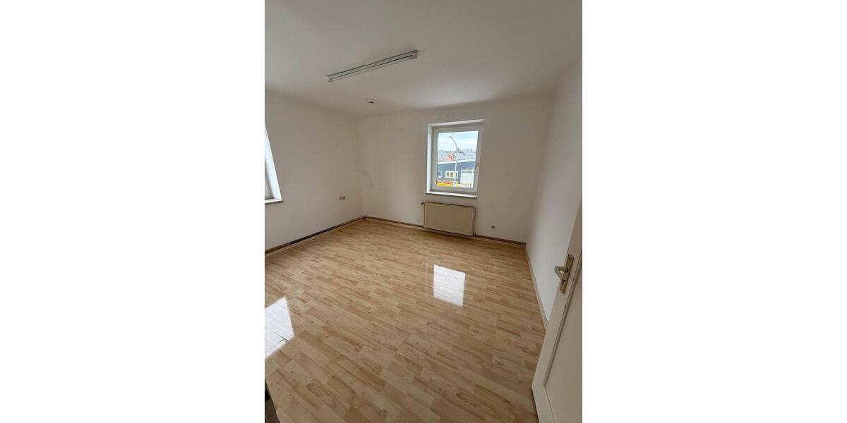 Etagenwohnung Rehau - 3 Zimmer, 72 m&sup2;, 890&euro; | Angebot:25263416