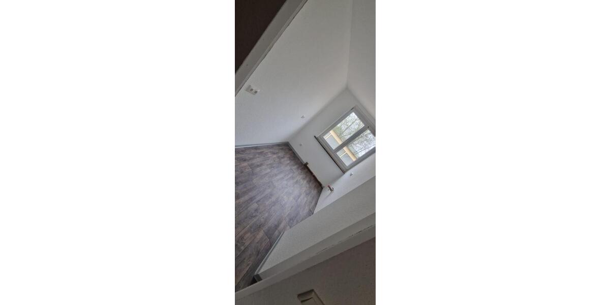 Etagenwohnung Bad Lobenstein - 1 Zimmer, 25 m&sup2;, 175&euro; | Angebot:26070761