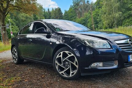 Opel Insignia 158.000 km 5.600 &euro; Plauen 08523