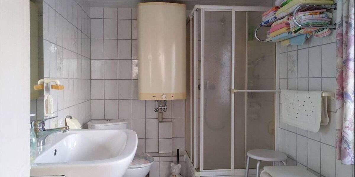 Einfamilienhaus Selbitz Neuhaus - 6 Zimmer, 111 m&sup2;, 129.000&euro; | Angebot:26034800