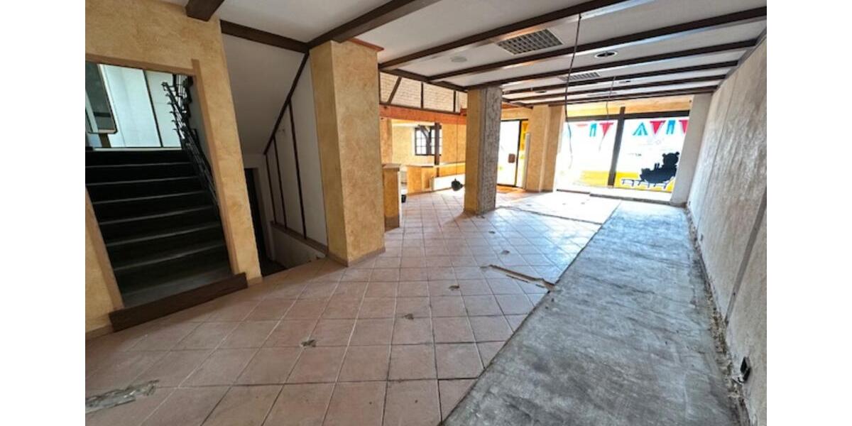 Mehrfamilienhaus, Wohnhaus Naila - 12 Zimmer, 557 m&sup2;, 149.950&euro; | Angebot:19557101