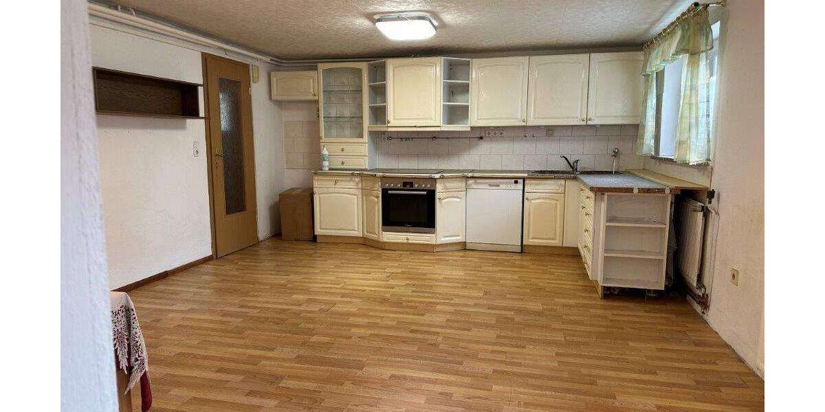 Schönes Einfamilienhaus mit Wintergarten, Salzwasserpool, Blockheizkraftwerk usw. - Einfamilienhaus Saalburg-Ebersdorf Ebersdorf | Angebot:23713363