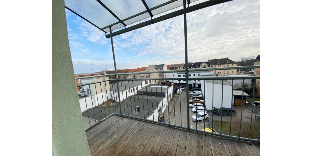 Etagenwohnung Plauen Bahnhofsvorstadt - 2 Zimmer, 61 m&sup2;, 305&euro; | Angebot:23817174