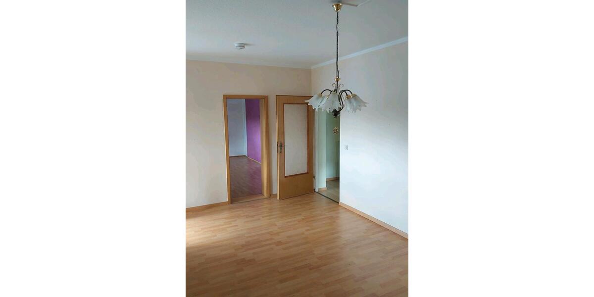 Etagenwohnung Plauen Alt Chrieschwitz - 2 Zimmer, 71 m&sup2;, 69.900&euro; | Angebot:26985659