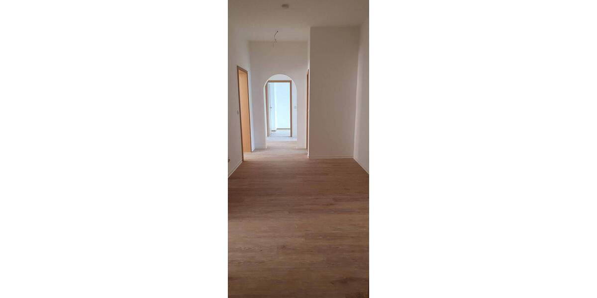 Etagenwohnung Oelsnitz Voigtsberg - 3 Zimmer, 76 m&sup2;, 450&euro; | Angebot:26451827