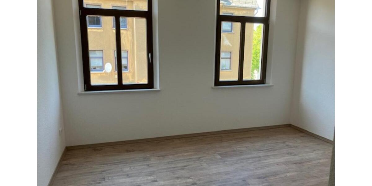 Dachgeschoßwohnung Plauen - 4.5 Zimmer, 97 m&sup2;, 850&euro; | Angebot:25808074