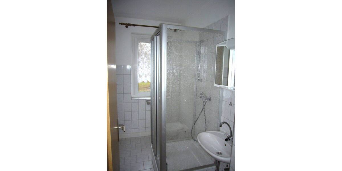 Etagenwohnung Plauen Südvorstadt - 2 Zimmer, 49 m&sup2;, 260&euro; | Angebot:26170901