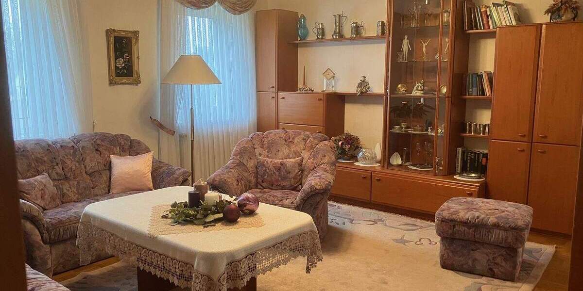 Doppelhaushälfte Helmbrechts Wüstenselbitz - 4 Zimmer, 100 m&sup2;, 99.000&euro; | Angebot:25693001