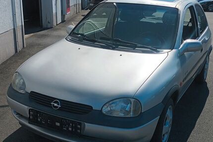 Opel Corsa 87.000 km 999 &euro; Plauen 08525