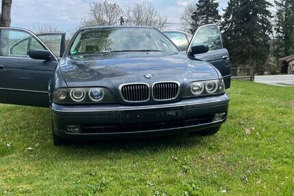 BMW 520 313.000 km 2.999 &euro; Adorf 08626
