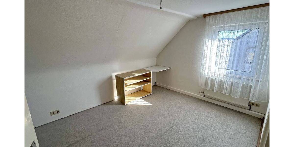 Mehrfamilienhaus, Wohnhaus Marktleugast - 6 Zimmer, 157 m&sup2;, 119.000&euro; | Angebot:26161307