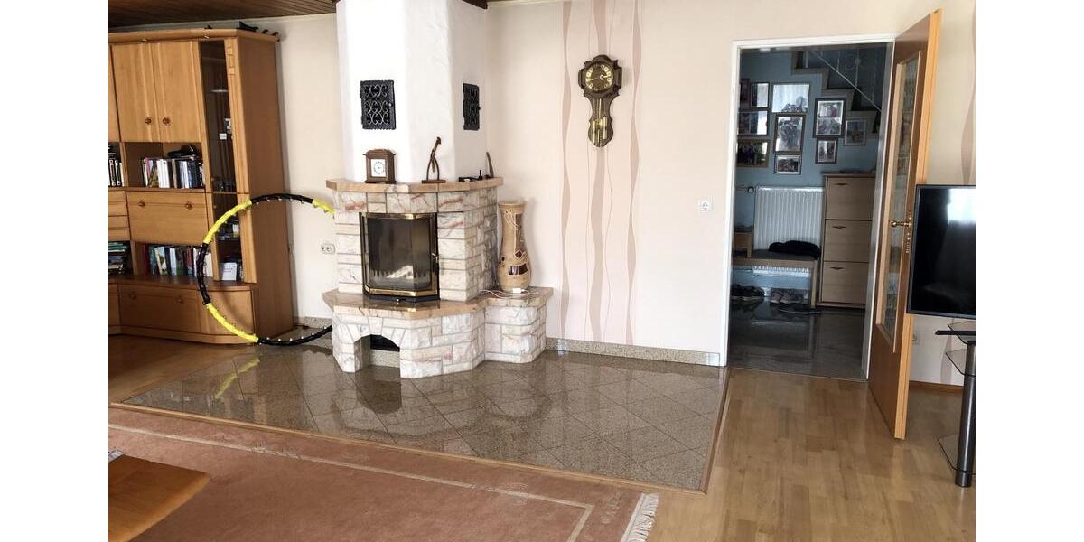 Einfamilienhaus Leupoldsgrün - 8 Zimmer, 320 m&sup2;, 350.000&euro; | Angebot:19976686