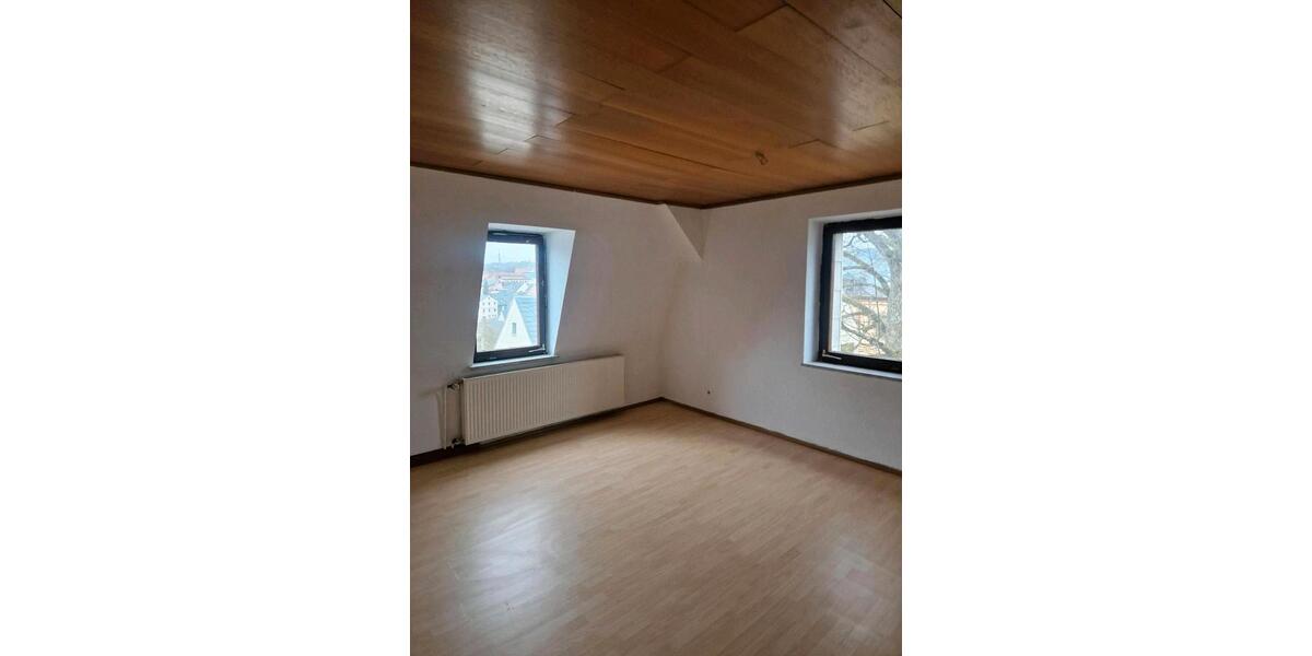 Etagenwohnung Selb - 3 Zimmer, 78 m&sup2;, 500&euro; | Angebot:26444199