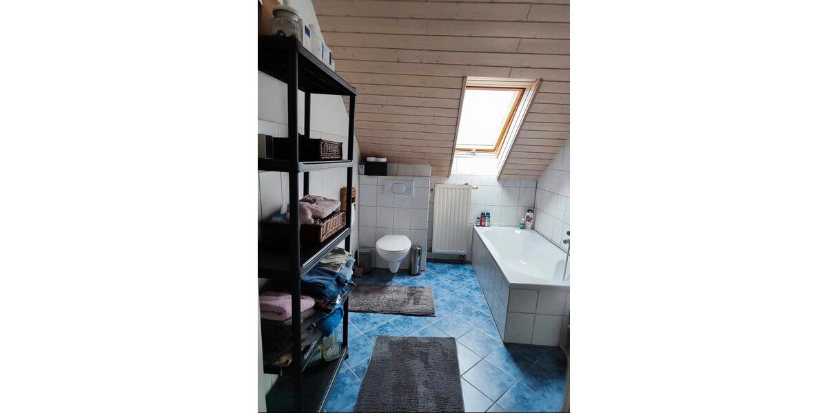 Dachgeschoßwohnung Hof Altstadt - 1 Zimmer, 70 m&sup2;, 660&euro; | Angebot:26621749