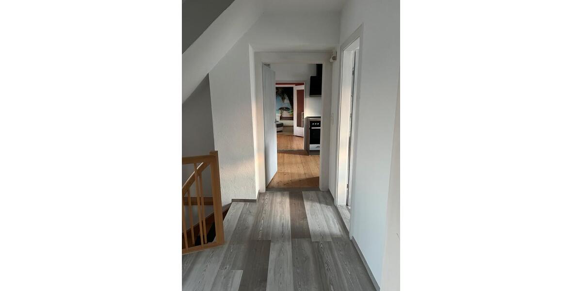 Einfamilienhaus Röslau - 7 Zimmer, 130 m&sup2;, 150.000&euro; | Angebot:26063753