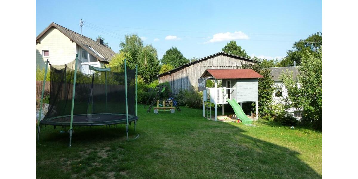 Etagenwohnung Berg - 3 Zimmer, 80 m&sup2;, 581&euro; | Angebot:25978812