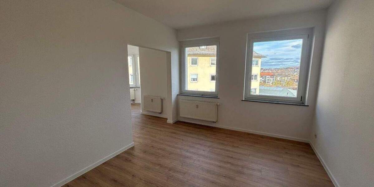 Etagenwohnung Plauen Stadtmitte - 3 Zimmer, 68 m&sup2;, 375&euro; | Angebot:26155802