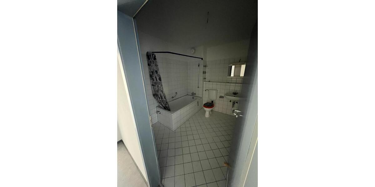 Etagenwohnung Naila - 3 Zimmer, 76 m&sup2;, 450&euro; | Angebot:24474410