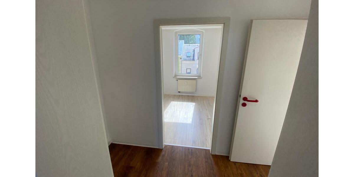 Etagenwohnung Plauen Alt Chrieschwitz - 3 Zimmer, 70 m&sup2;, 350&euro; | Angebot:17334721
