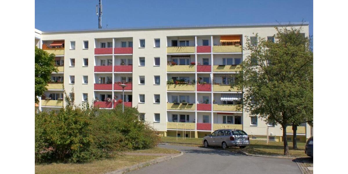 Etagenwohnung Plauen Altstadt - 3 Zimmer, 68 m&sup2;, 332&euro; | Angebot:25307855