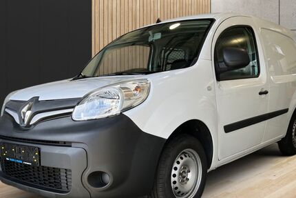 Renault Kangoo 112.000 km 7.690 &euro; Trieb 08239