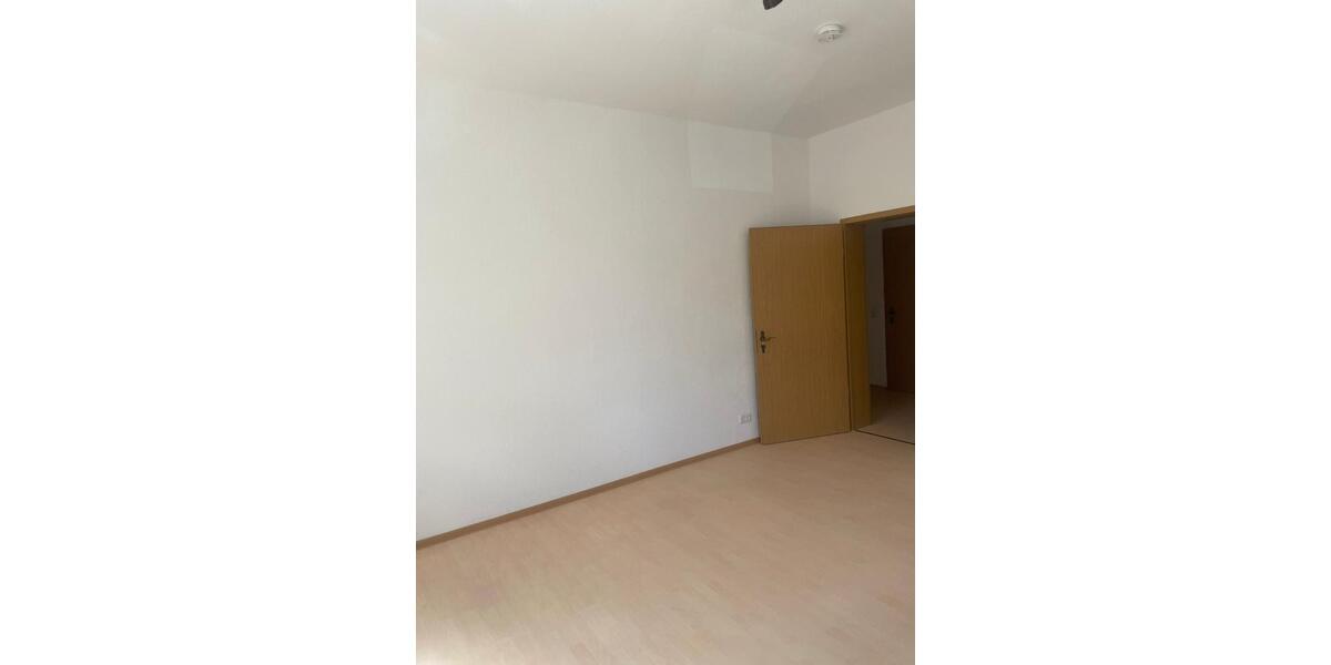 Etagenwohnung Plauen Bahnhofsvorstadt - 4 Zimmer, 103 m&sup2;, 88.500&euro; | Angebot:25058296
