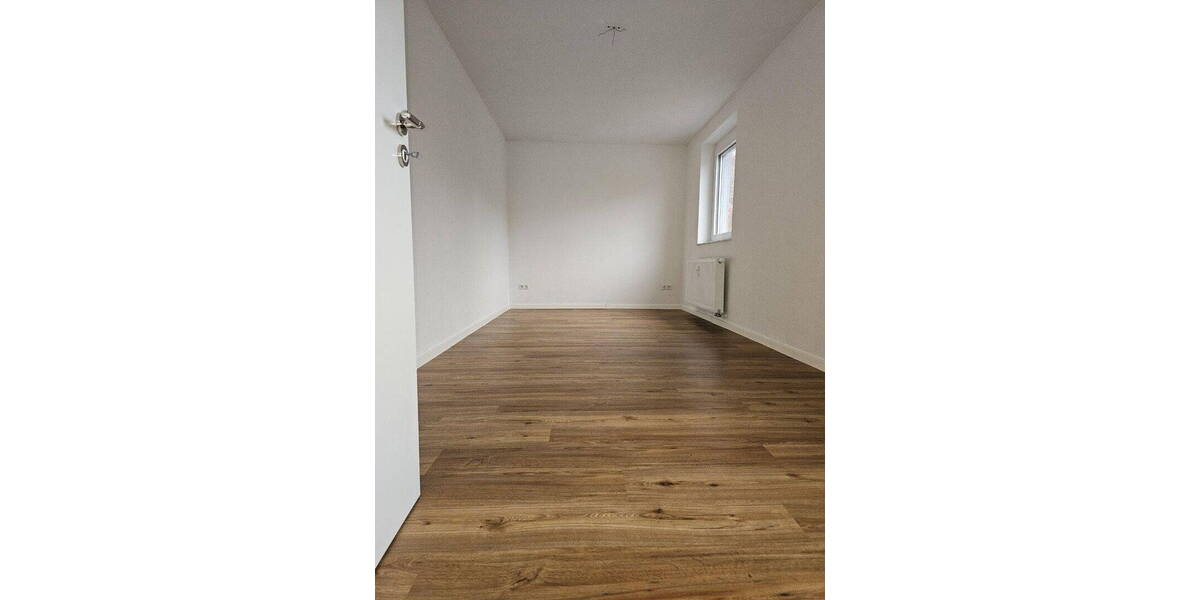 Etagenwohnung Selb - 4 Zimmer, 107 m&sup2;, 930&euro; | Angebot:25957445