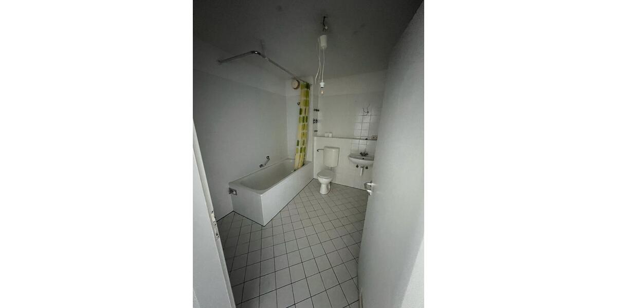 Etagenwohnung Naila - 2 Zimmer, 64 m&sup2;, 380&euro; | Angebot:24474417