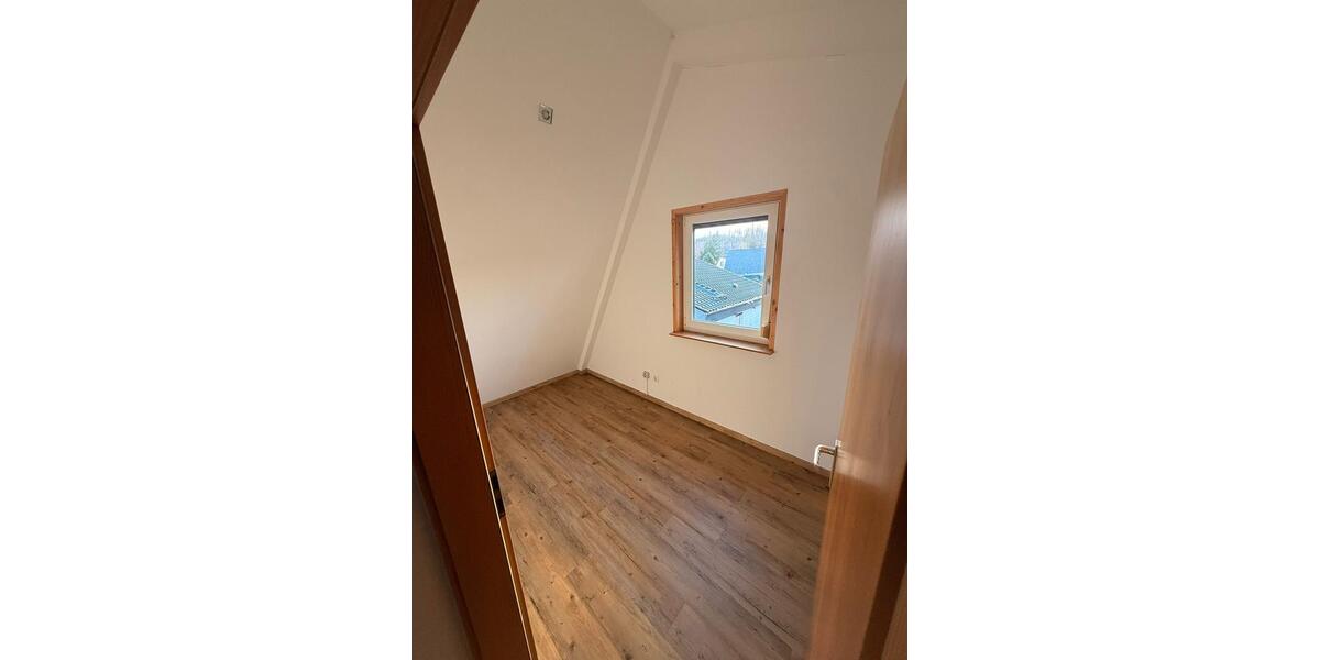 Einfamilienhaus Lichtenberg - 3 Zimmer, 85 m&sup2;, 199.000&euro; | Angebot:26197157