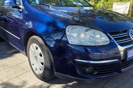 VW Golf 292.000 km 790 &euro; Hof 95032
