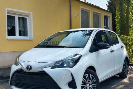 Toyota Yaris 164.000 km 6.490 &euro; Hof 95032