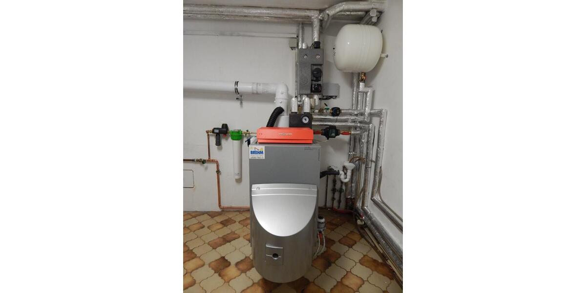 Einfamilienhaus Leupoldsgrün - 8 Zimmer, 320 m&sup2;, 350.000&euro; | Angebot:19976686