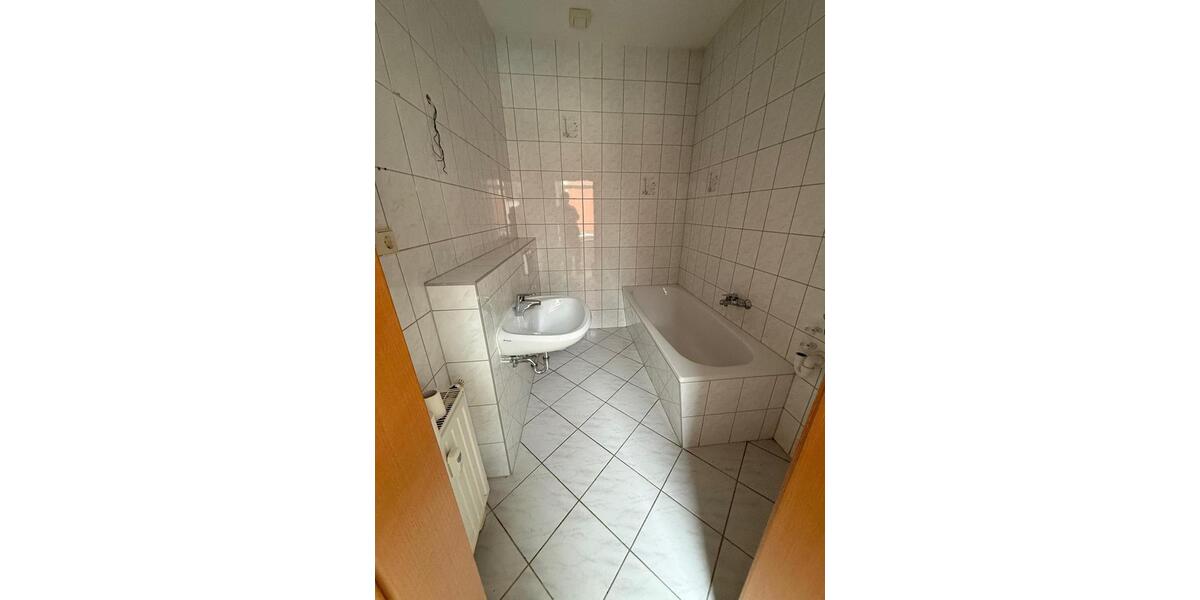 Etagenwohnung Plauen - 1 Zimmer, 46 m&sup2;, 25.000&euro; | Angebot:25418805