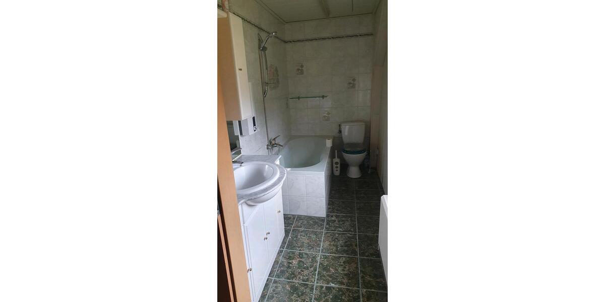 Mehrfamilienhaus, Wohnhaus Oelsnitz (Vogtland) - 6 Zimmer, 160 m&sup2;, 55.000&euro; | Angebot:27209281