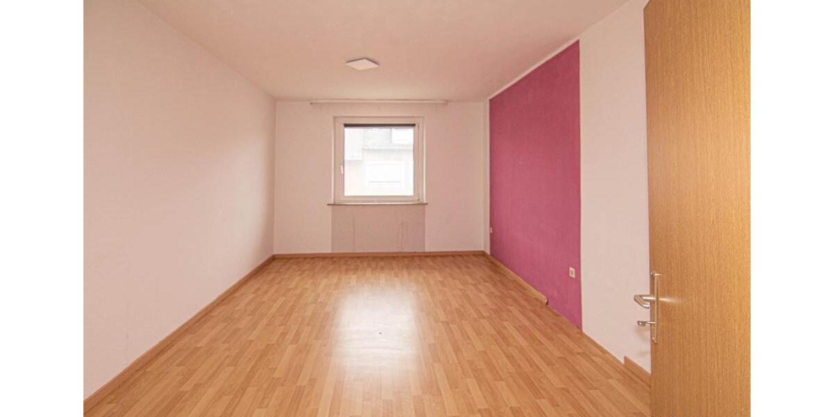 Etagenwohnung Oberkotzau - 2 Zimmer, 84 m&sup2;, 588&euro; | Angebot:26183243