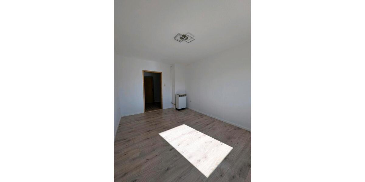 Mehrfamilienhaus, Wohnhaus Hof Christiansreuth - 17 Zimmer, 289 m&sup2;, 309.000&euro; | Angebot:25964683