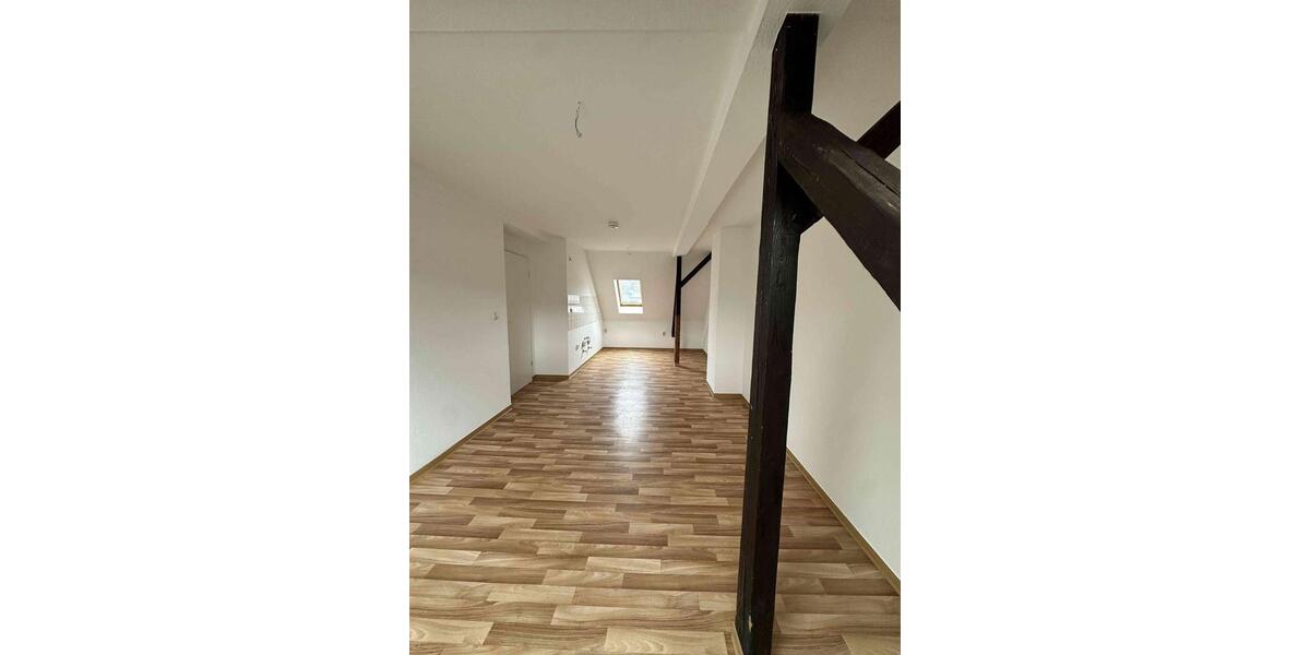 Dachgeschoßwohnung Plauen Altstadt - 1.5 Zimmer, 41 m&sup2;, 208&euro; | Angebot:24749316