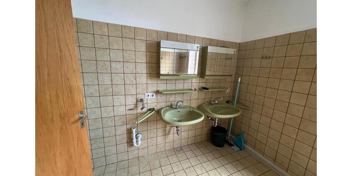 Etagenwohnung Hof Altstadt - 3 Zimmer, 84 m&sup2;, 600&euro; | Angebot:22417297