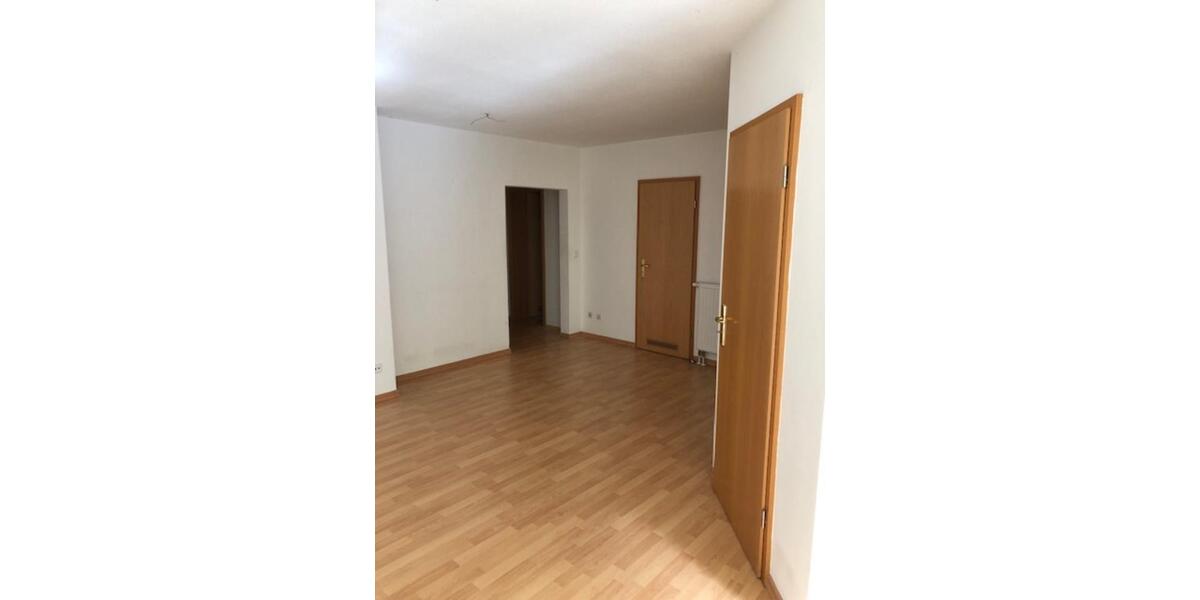 Erdgeschoßwohnung Plauen - 1 Zimmer, 35 m&sup2;, 350&euro; | Angebot:25219412