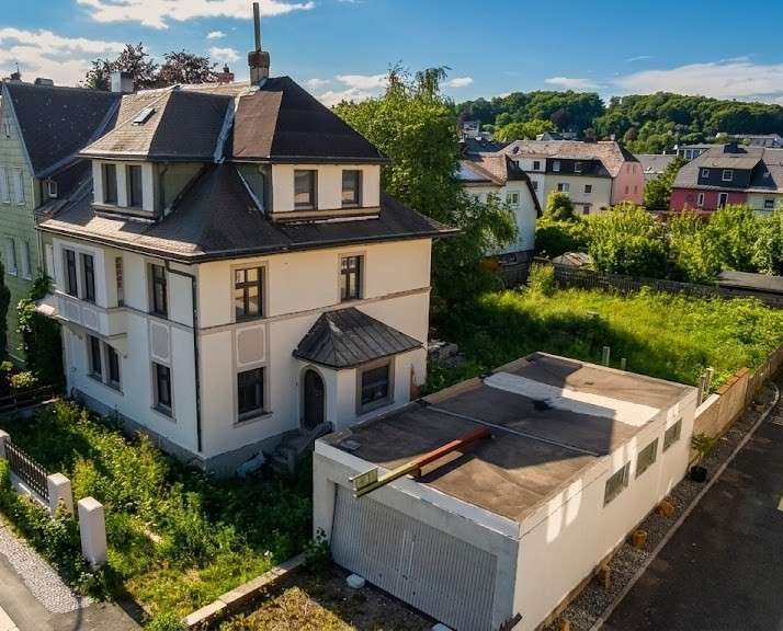 Einfamilienhaus Helmbrechts - 6 Zimmer, 174 m&sup2;, 100.000&euro; | Angebot:26836224
