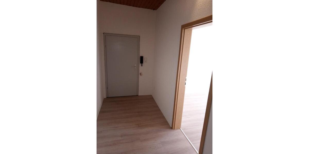 Etagenwohnung Kirchenlamitz Hohenbuch - 3 Zimmer, 75 m&sup2;, 485&euro; | Angebot:25415195