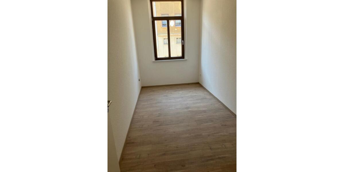 Etagenwohnung Plauen - 2 Zimmer, 61 m&sup2;, 499&euro; | Angebot:23544150
