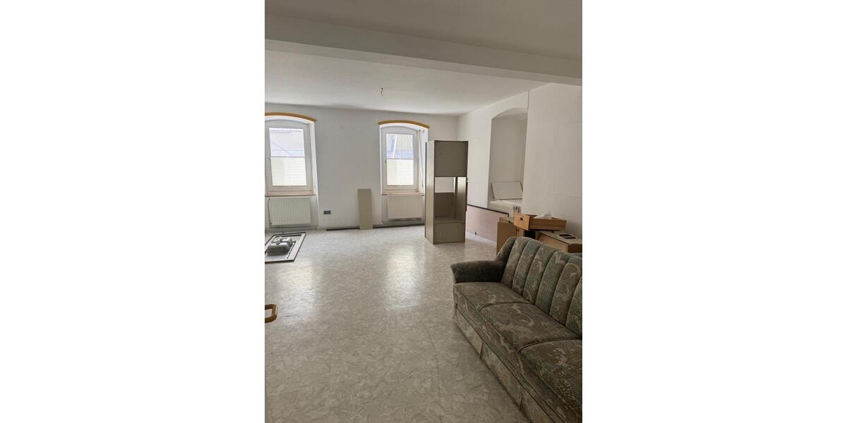 Mehrfamilienhaus, Wohnhaus Helmbrechts - 12 Zimmer, 650 m&sup2;, 189.000&euro; | Angebot:25999545