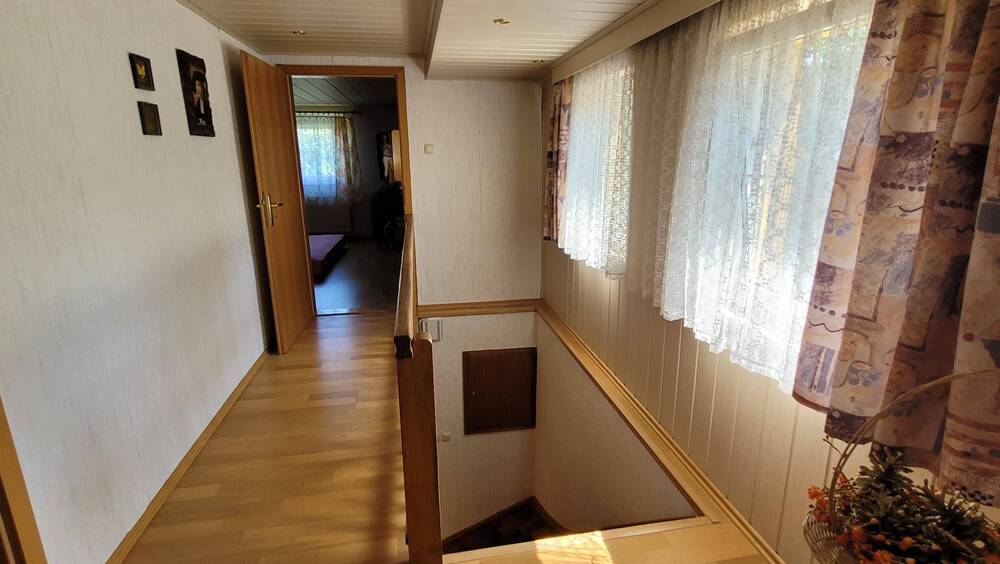 Einfamilienhaus Bösenbrunn - 5 Zimmer, 139 m&sup2;, 180.000&euro; | Angebot:25662030