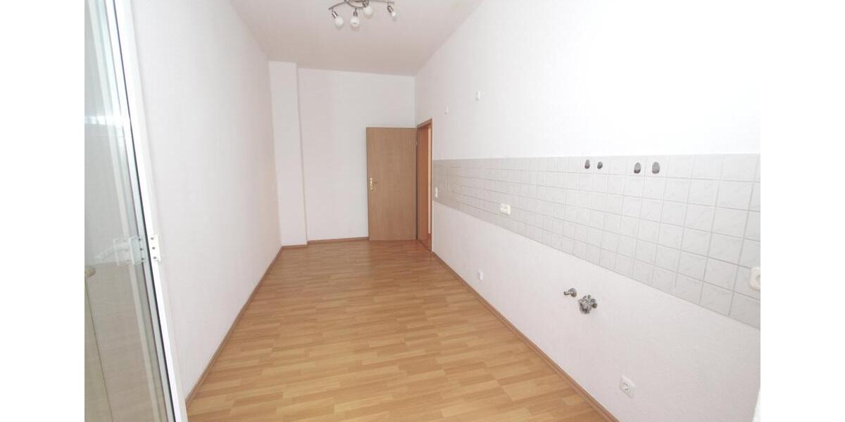 Etagenwohnung Plauen Bahnhofsvorstadt - 2 Zimmer, 60 m&sup2;, 299&euro; | Angebot:24785605