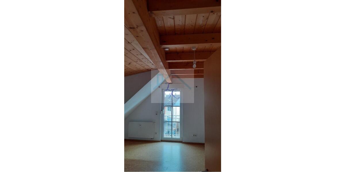 Maisonettenwohnung Röslau - 6 Zimmer, 180 m&sup2;, 950&euro; | Angebot:22921559